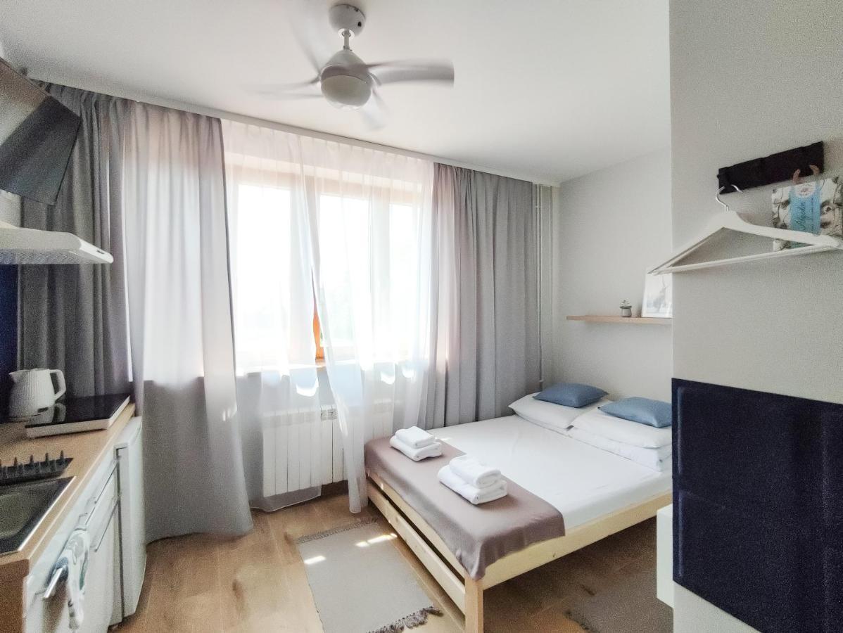 Apart Hostel S8 Blizne Jasinskiego Extérieur photo